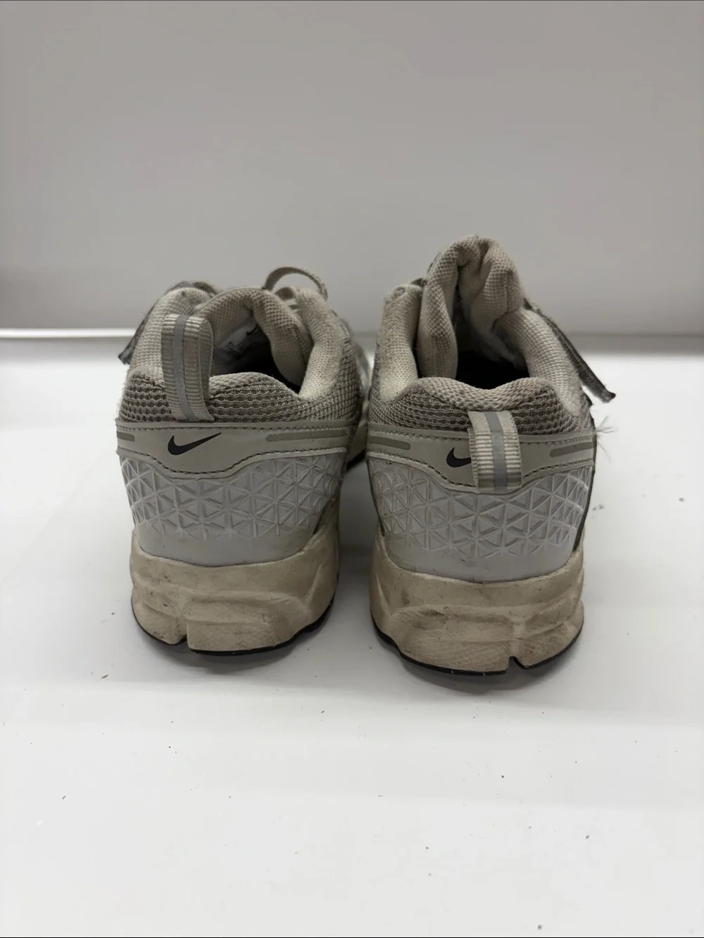 Used Nike Kids Sneakers Size 1